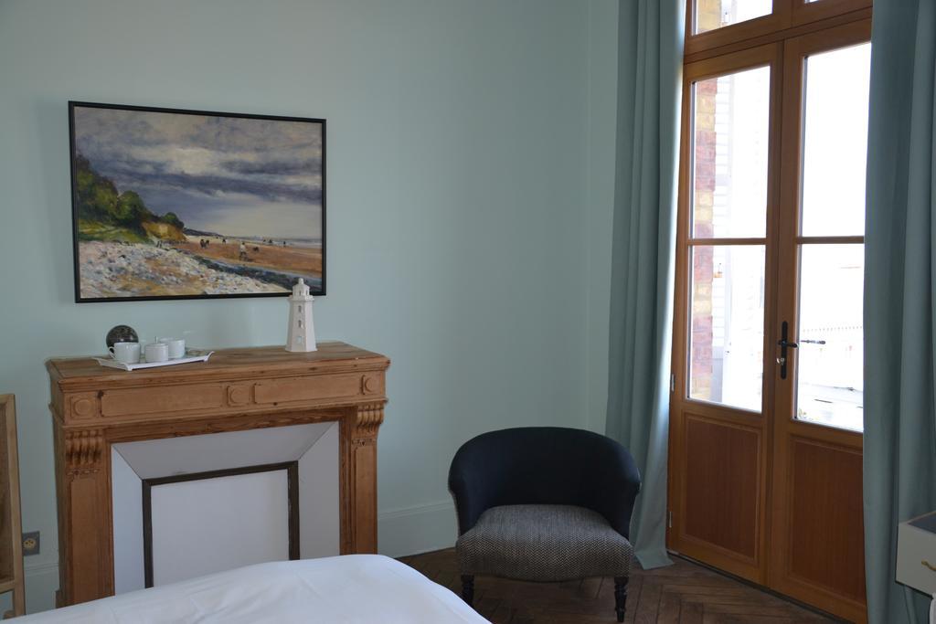 Guesthouse La Mascotte Villers-sur-Mer Ngoại thất bức ảnh