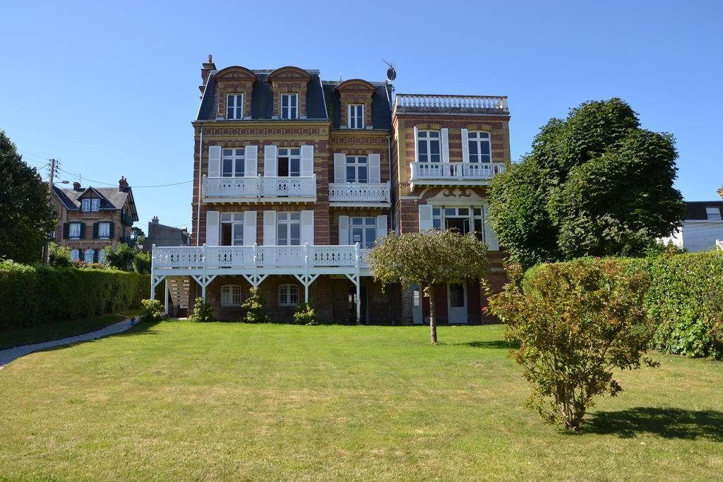 Guesthouse La Mascotte Villers-sur-Mer Ngoại thất bức ảnh