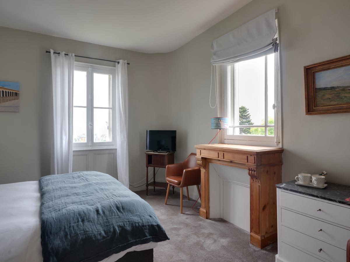 Guesthouse La Mascotte Villers-sur-Mer Ngoại thất bức ảnh